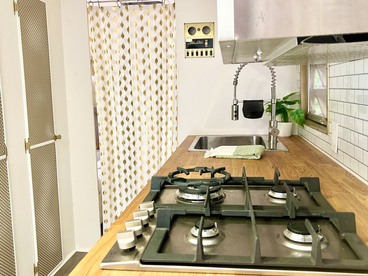 Tilly_Kitchen_Stove